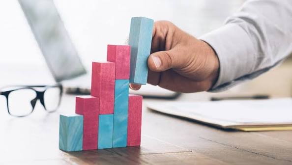 How Small Businesses Can Build Strong Foundations for Long-Term Growth